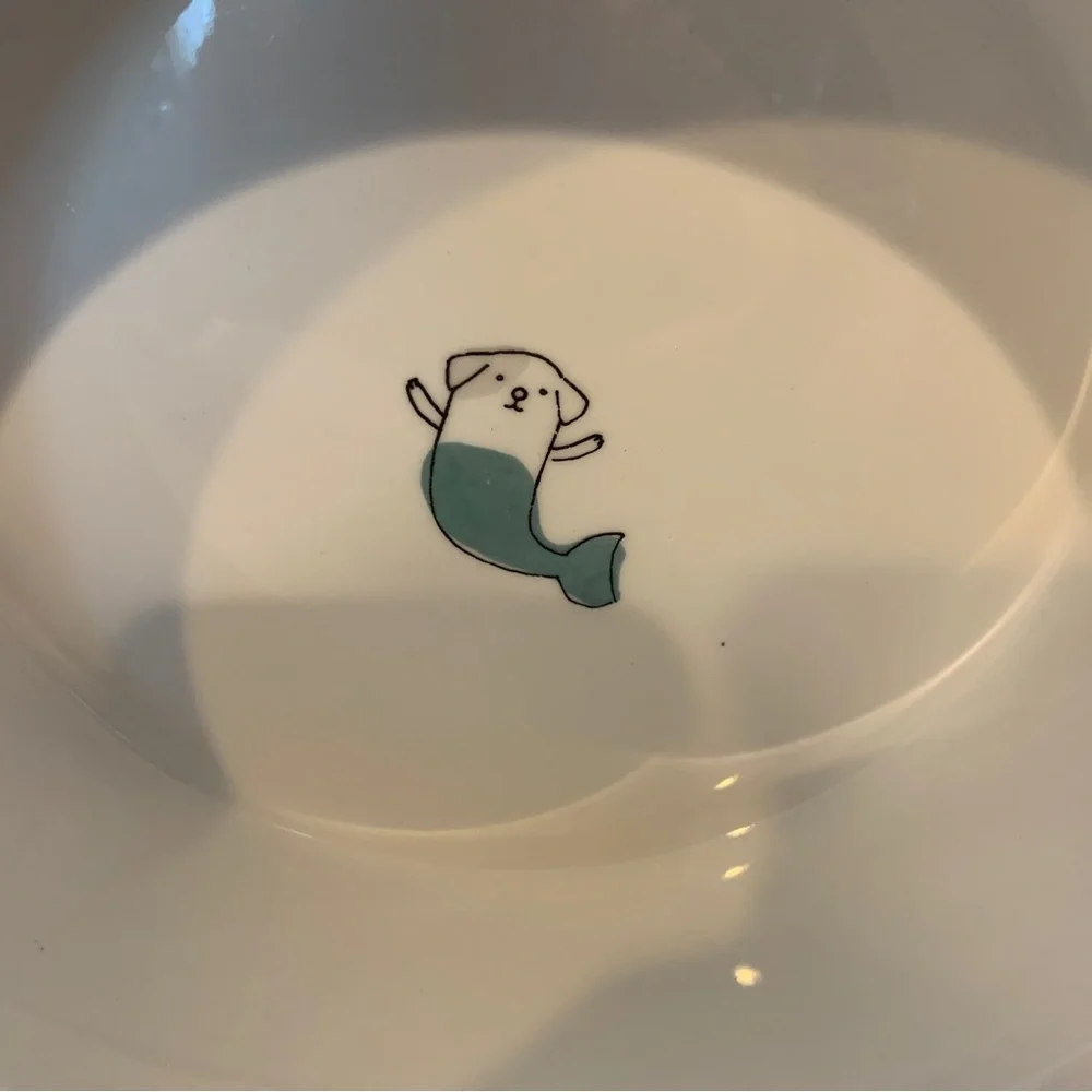 Dog Bowl 6” Round Dishwasher Microwave Safe Dish Cream Color Fish Dog Design
